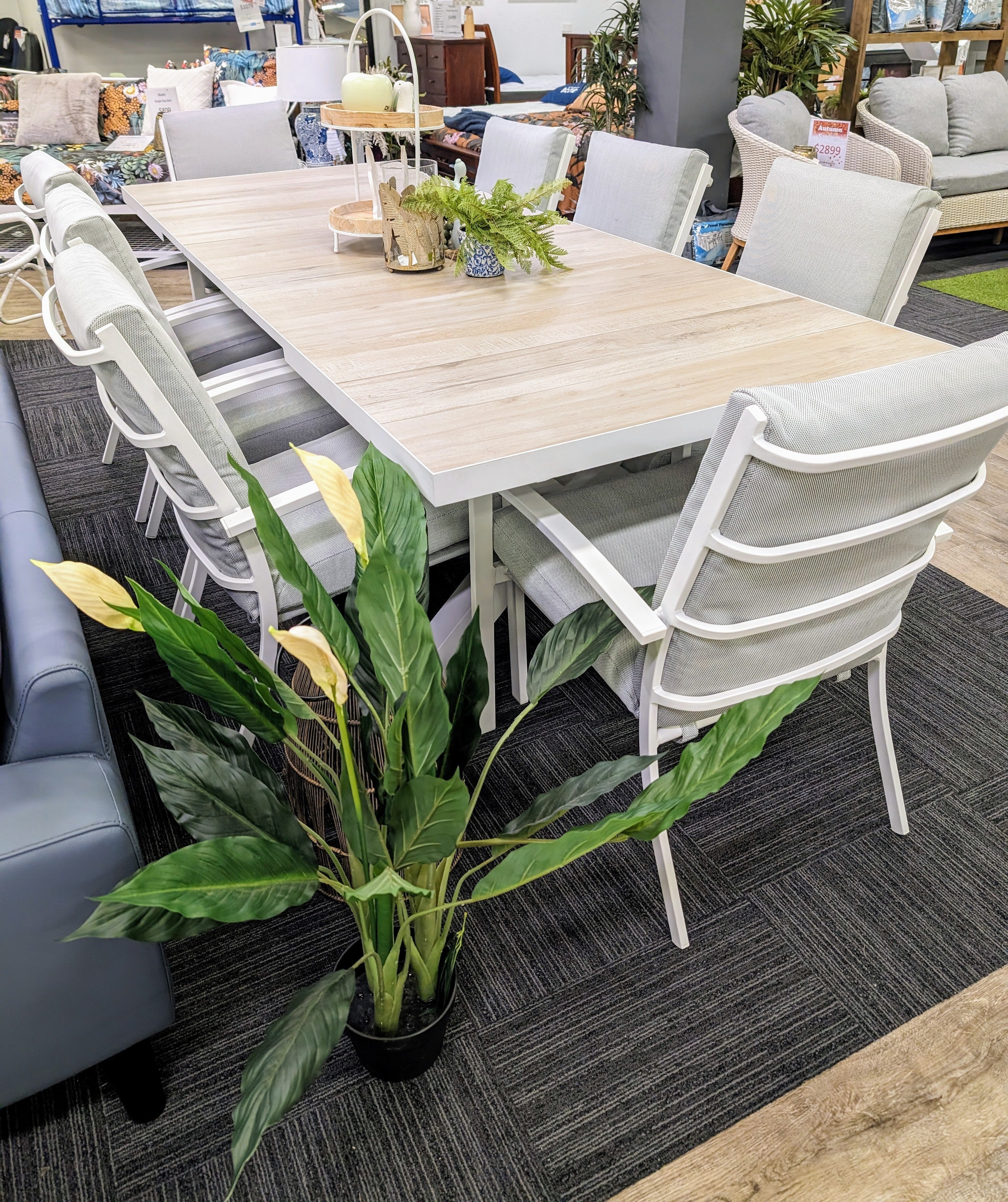 Sultan Outdoor Auto Extension Dining Table White - Image 4